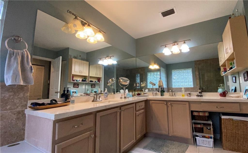 Acreage & Unrec - Residential
