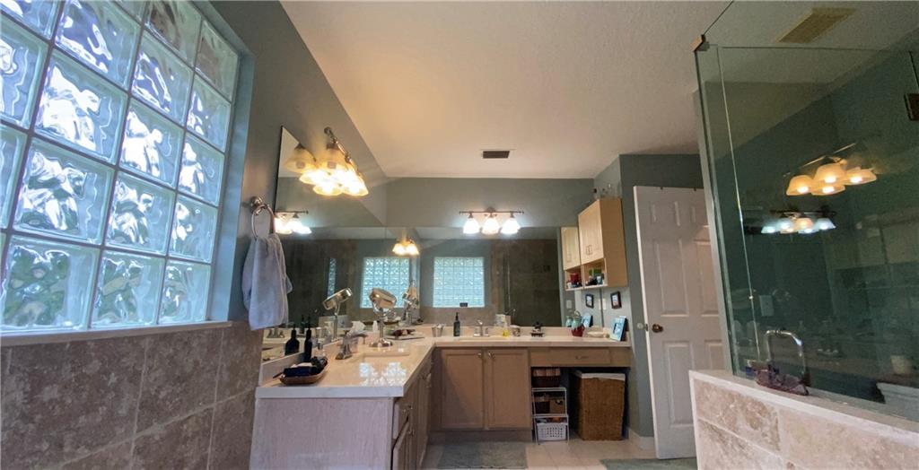 Acreage & Unrec - Residential