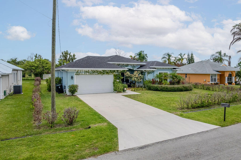 PORT ST LUCIE SECTION 44 - Residential