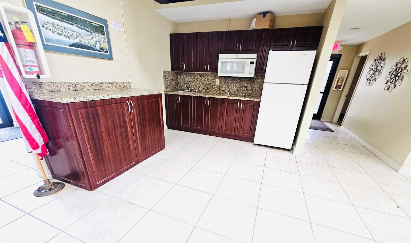 VIEWPOINTE CONDO - Residential