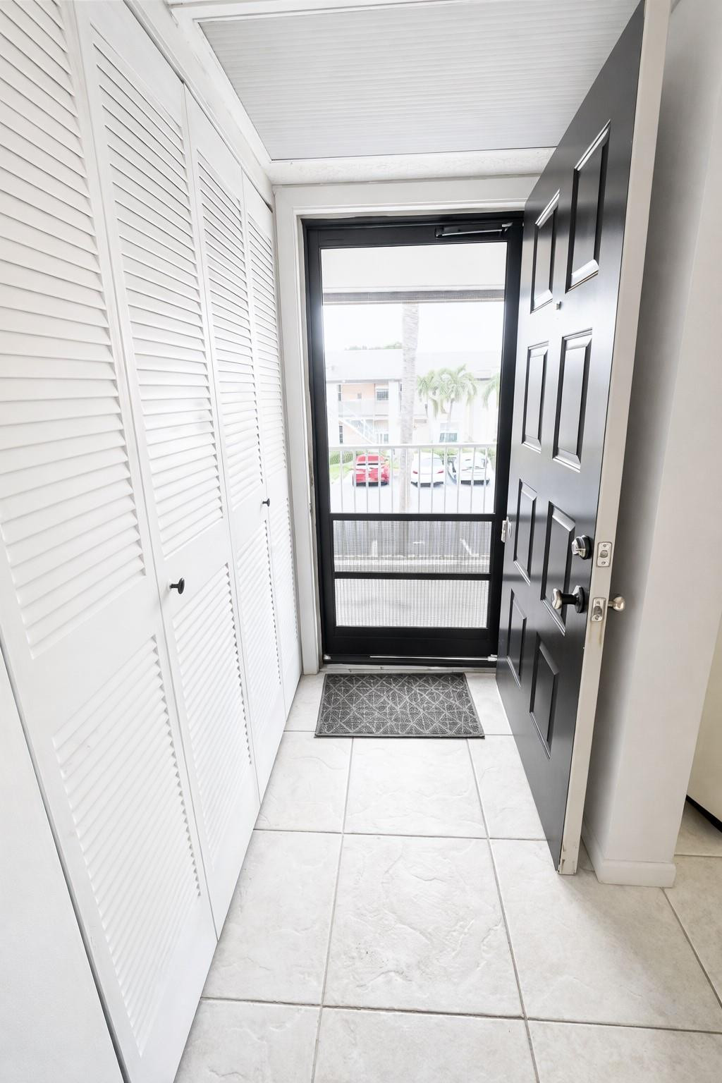 VIEWPOINTE CONDO - Residential