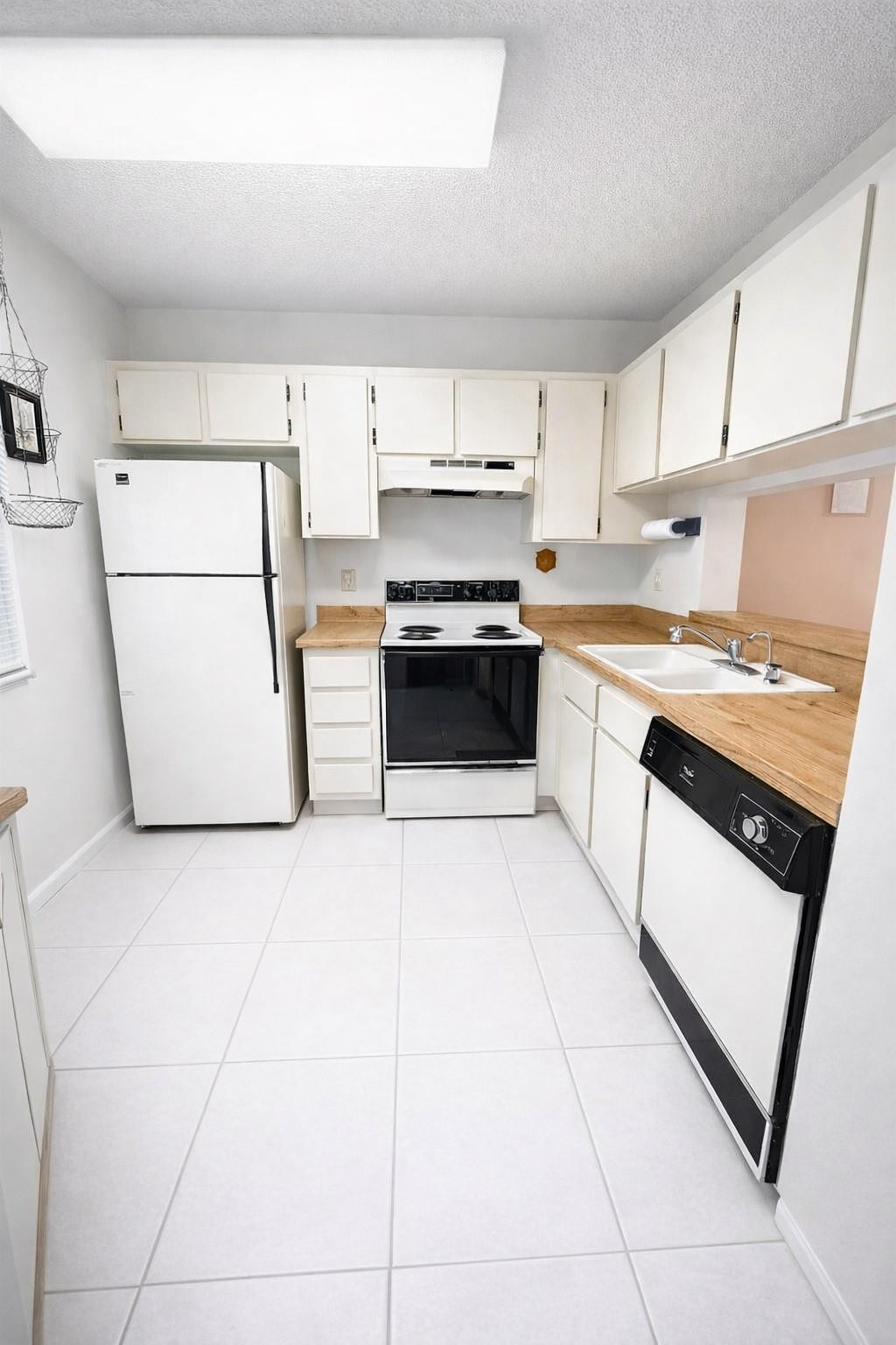 VIEWPOINTE CONDO - Residential