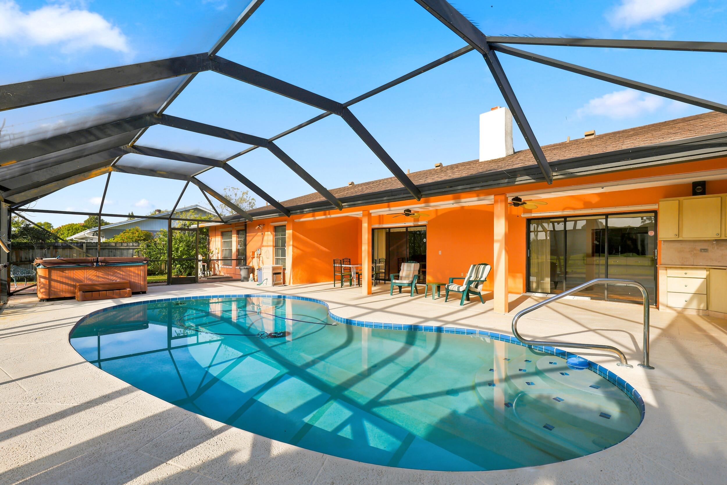 PALM BEACH NATL GOLF AND COUNTRY CLUB ESTATES 3A - Residential