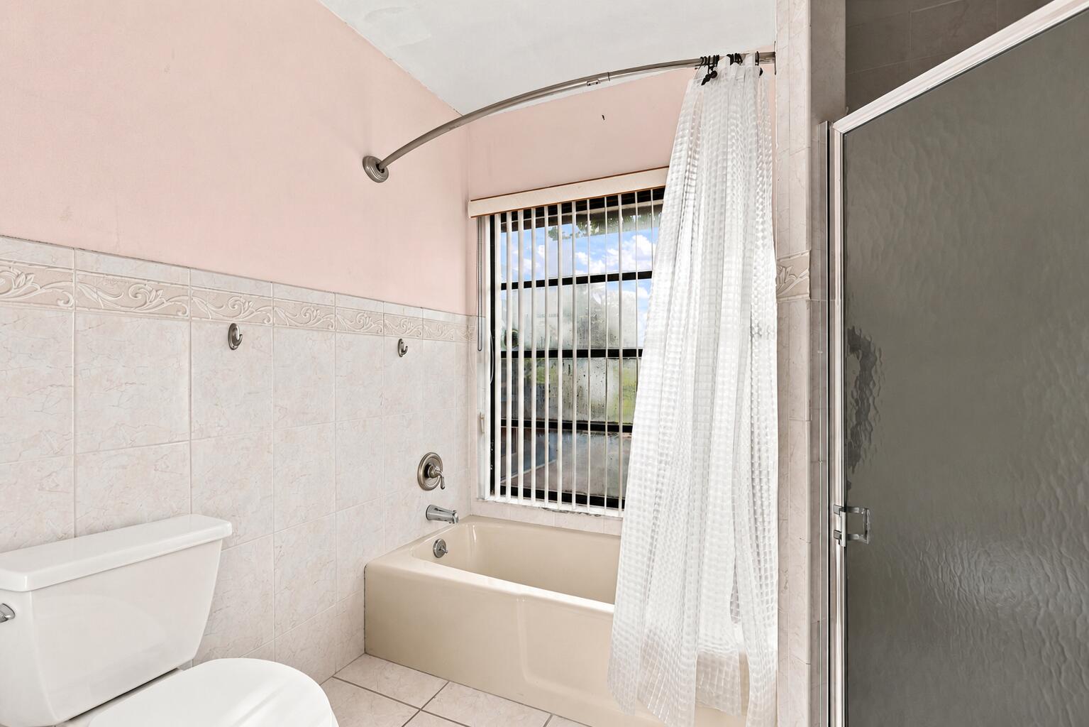 PALM BEACH NATL GOLF AND COUNTRY CLUB ESTATES 3A - Residential