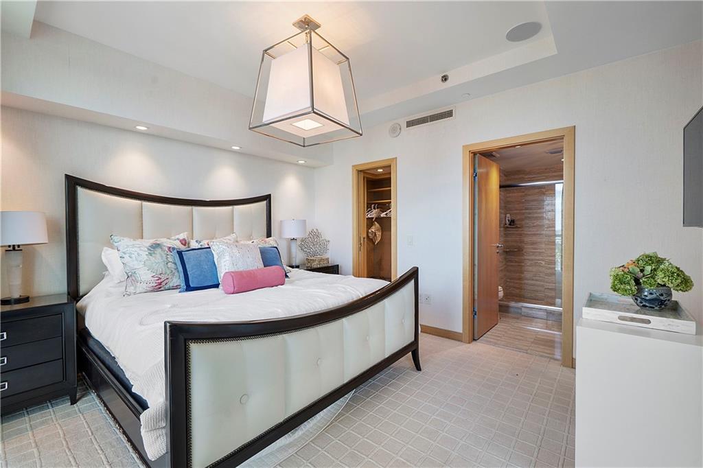 LAS OLAS BEACH CLUB - Residential