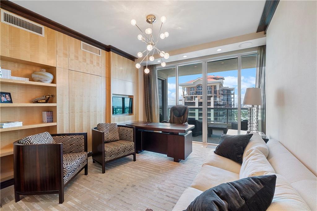 LAS OLAS BEACH CLUB - Residential