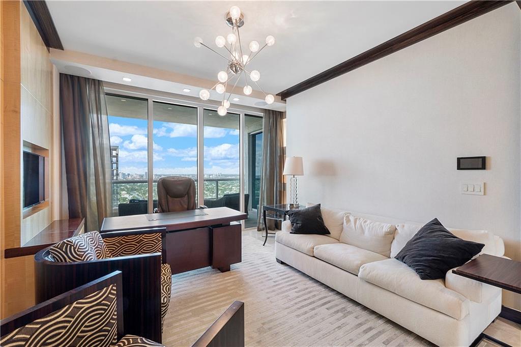 LAS OLAS BEACH CLUB - Residential