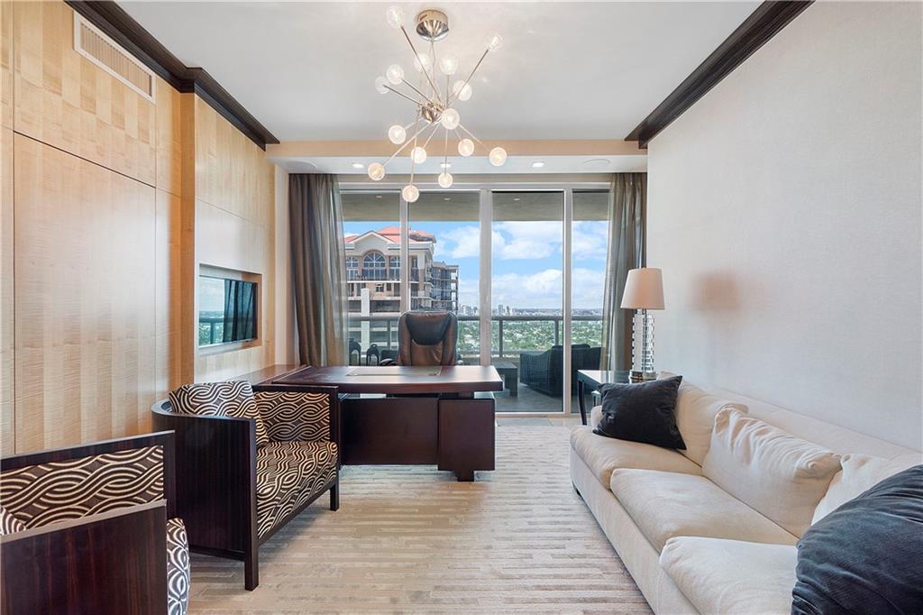 LAS OLAS BEACH CLUB - Residential