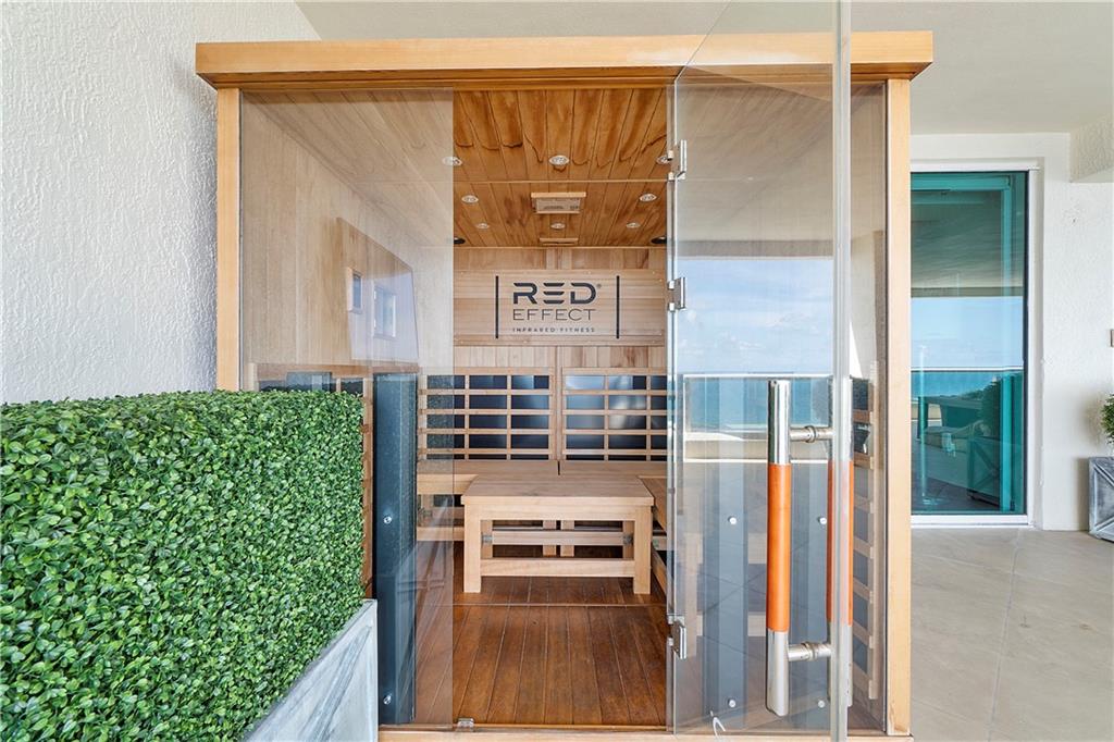 LAS OLAS BEACH CLUB - Residential