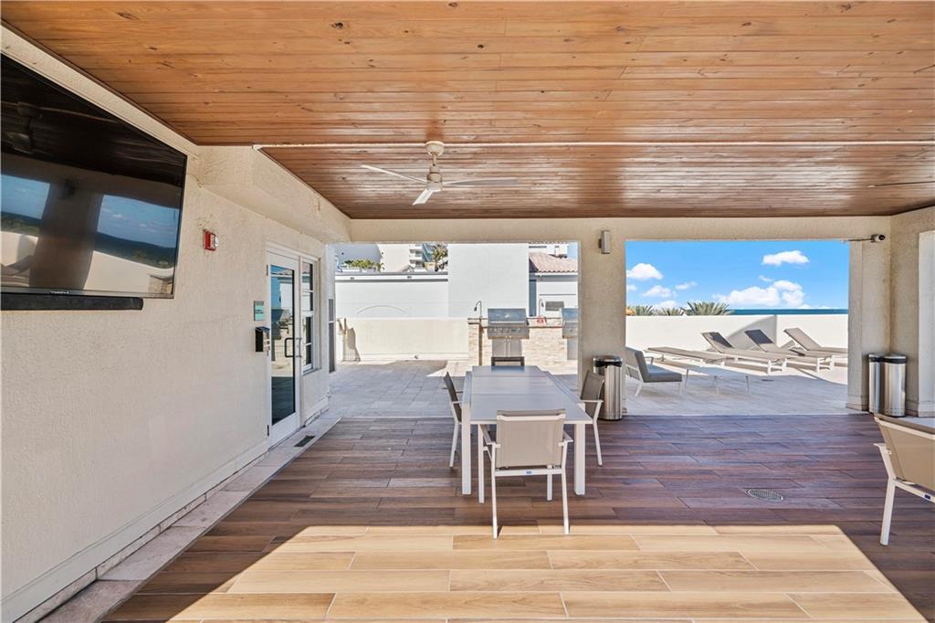 LAS OLAS BEACH CLUB - Residential