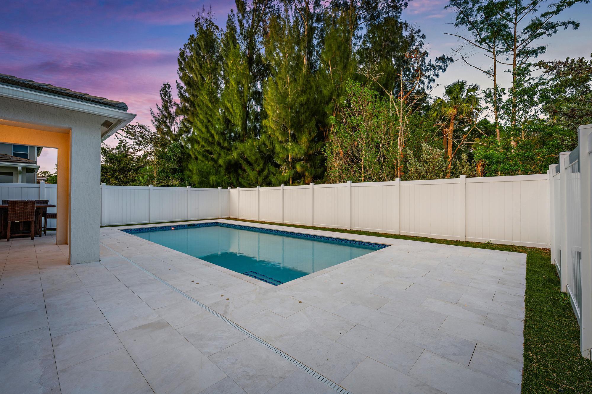 RESERVE AT JUPITER - Residential
