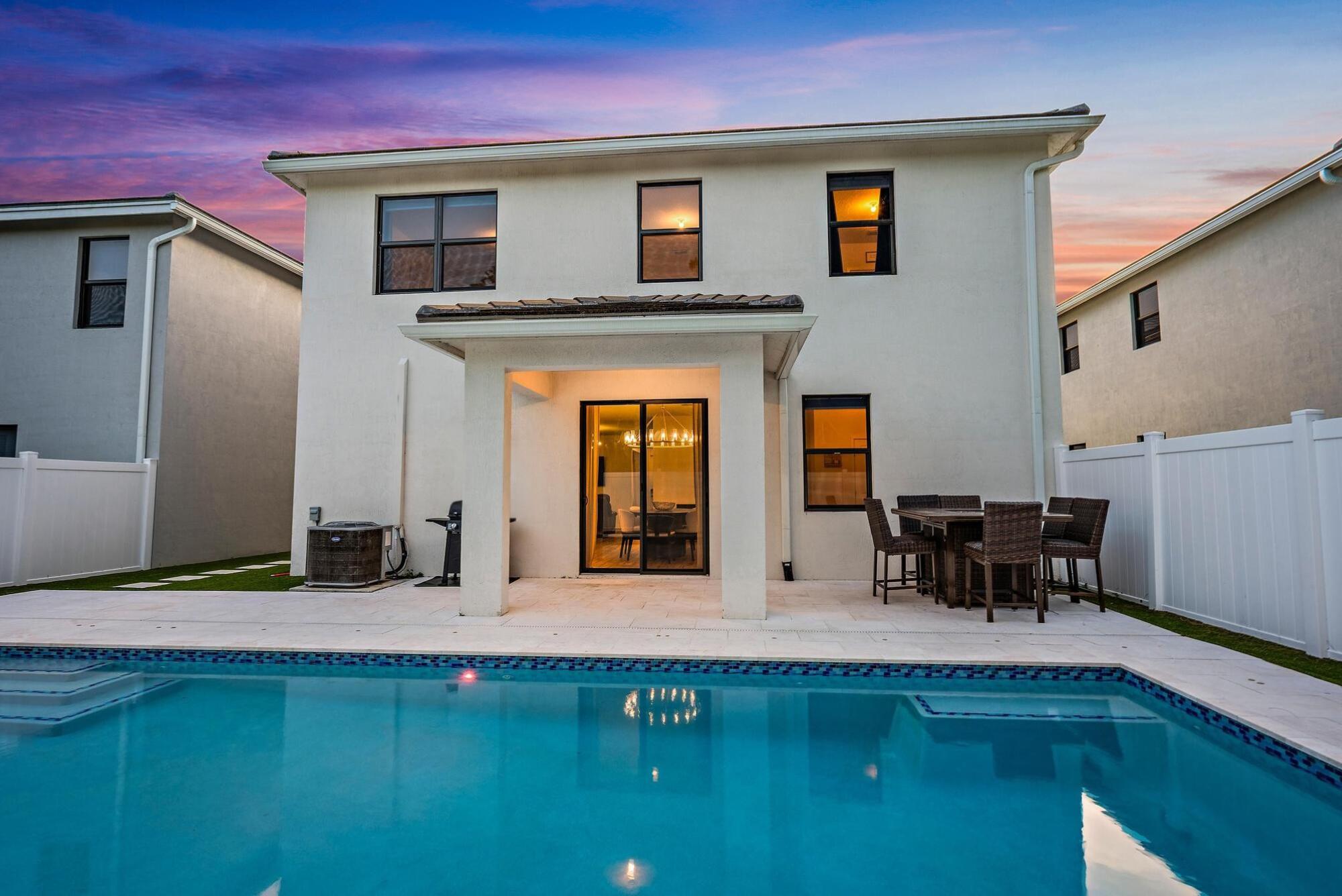 RESERVE AT JUPITER - Residential