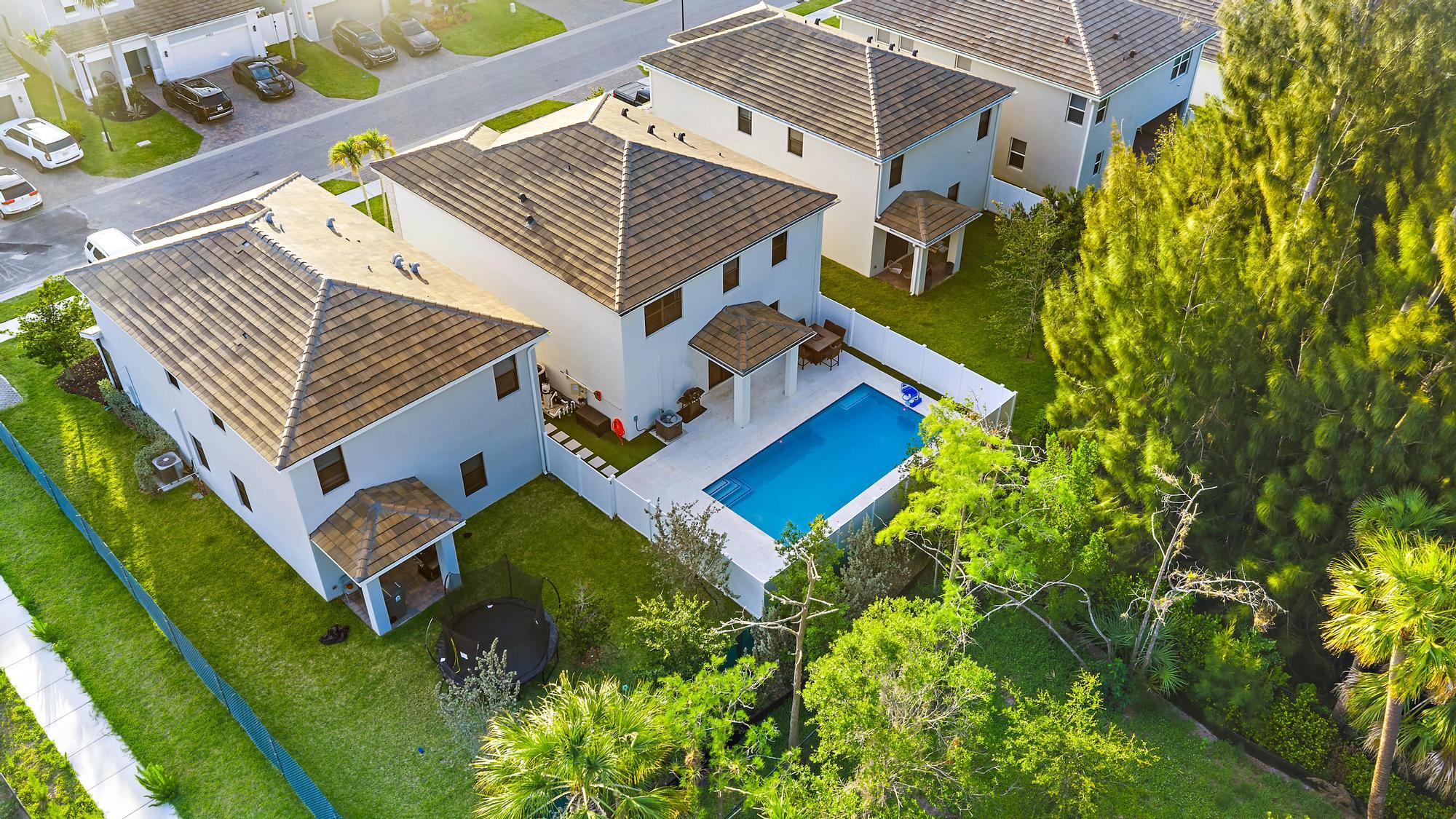 RESERVE AT JUPITER - Residential