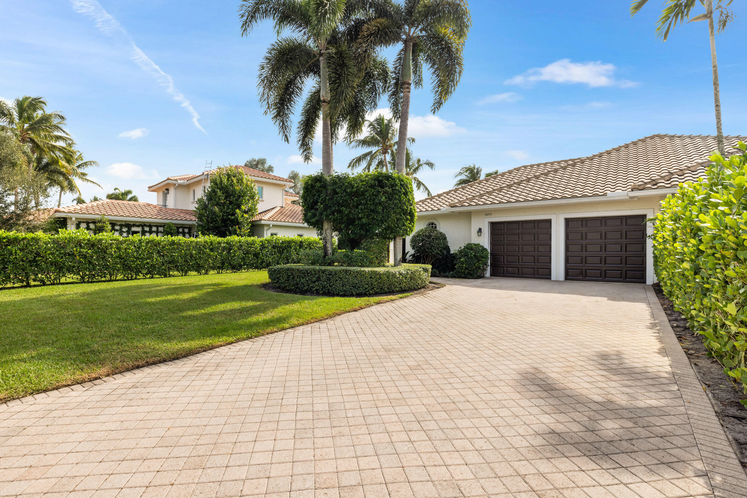EQUESTRIAN CLUB ESTATES 3 - Residential