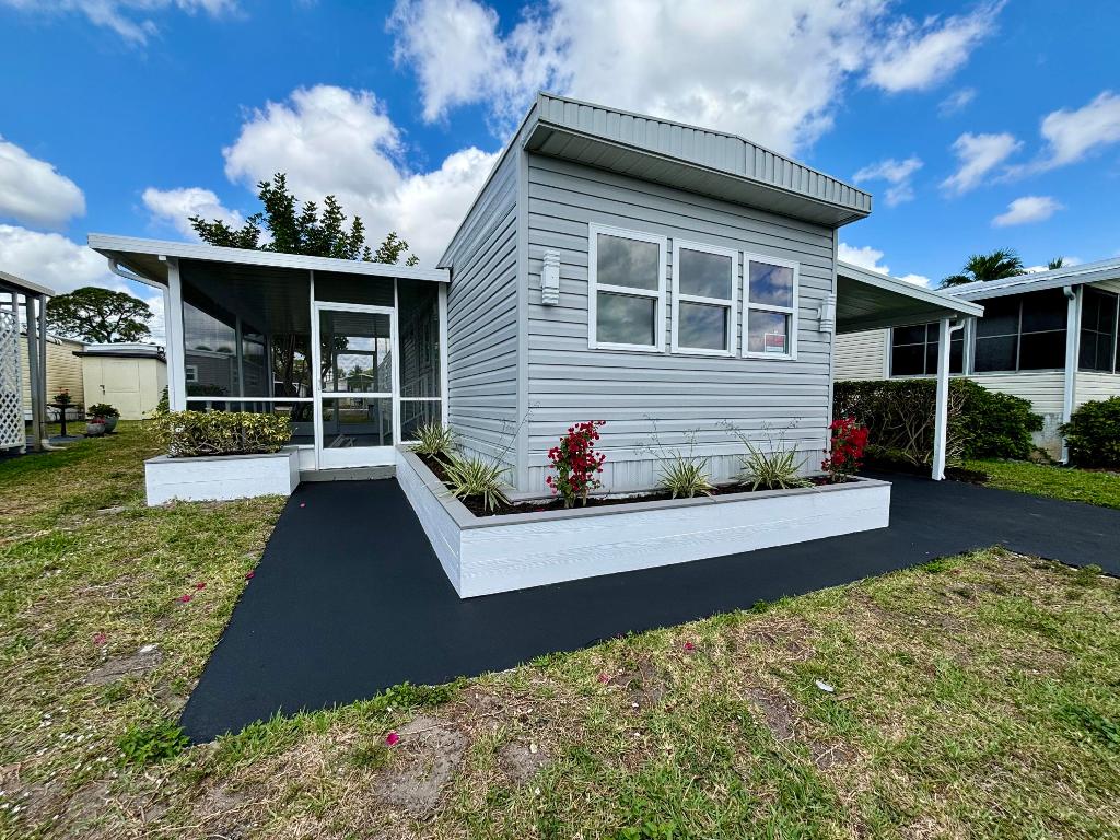 JAMAICA BAY MOBILE HOME CO OP - Residential