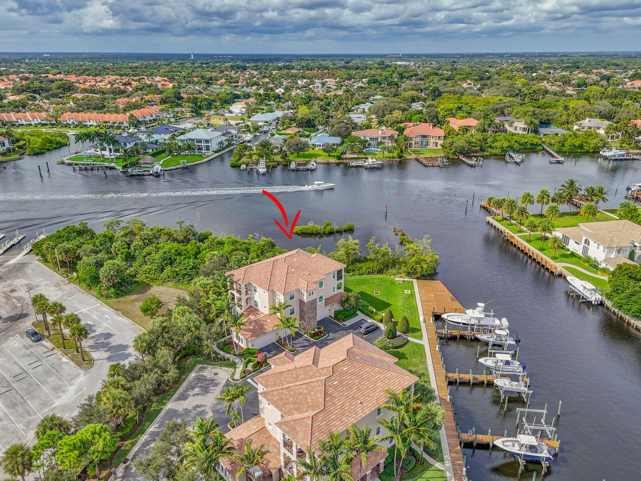 CARRIAGE HOMES AT FRENCHMANS HARBOR CONDO - Residential