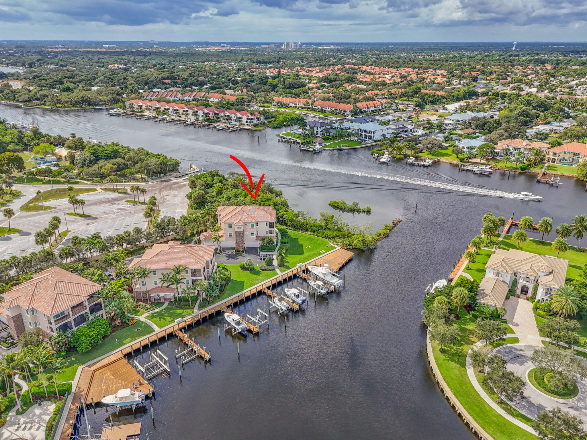 CARRIAGE HOMES AT FRENCHMANS HARBOR CONDO - Residential