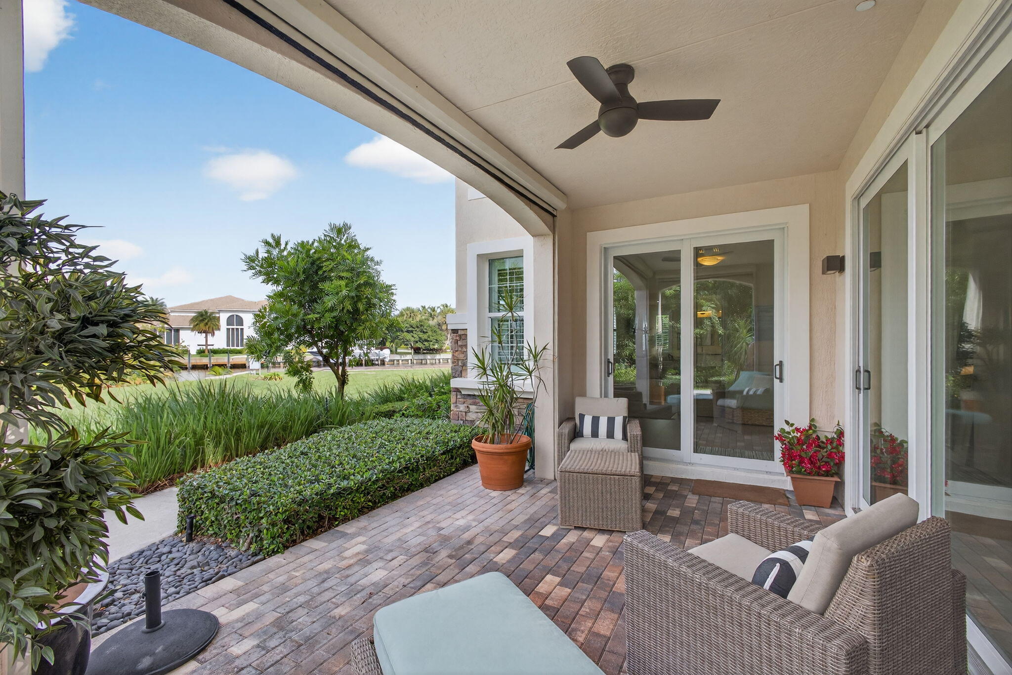 CARRIAGE HOMES AT FRENCHMANS HARBOR CONDO - Residential