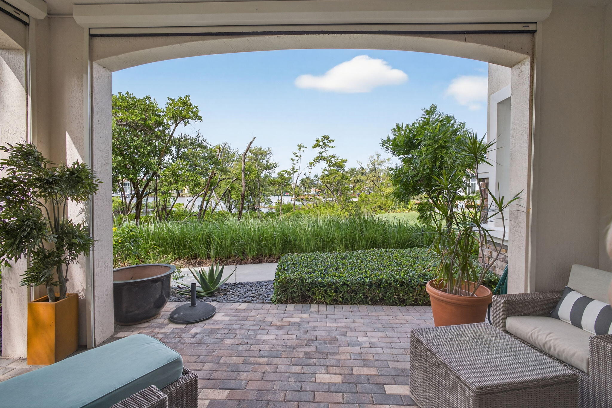 CARRIAGE HOMES AT FRENCHMANS HARBOR CONDO - Residential