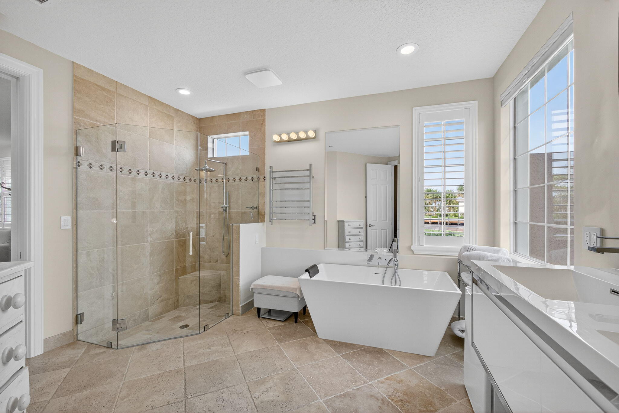 CARRIAGE HOMES AT FRENCHMANS HARBOR CONDO - Residential