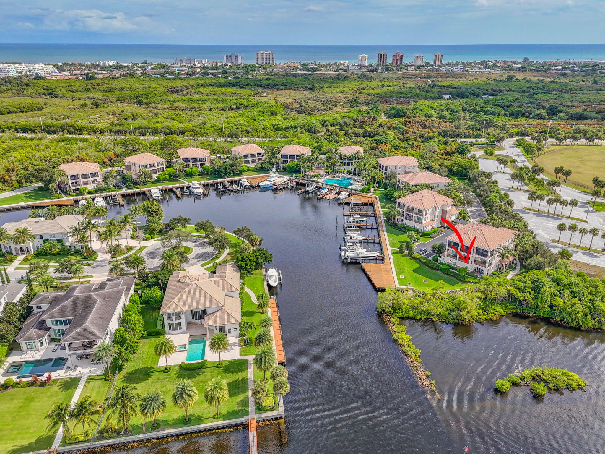CARRIAGE HOMES AT FRENCHMANS HARBOR CONDO - Residential