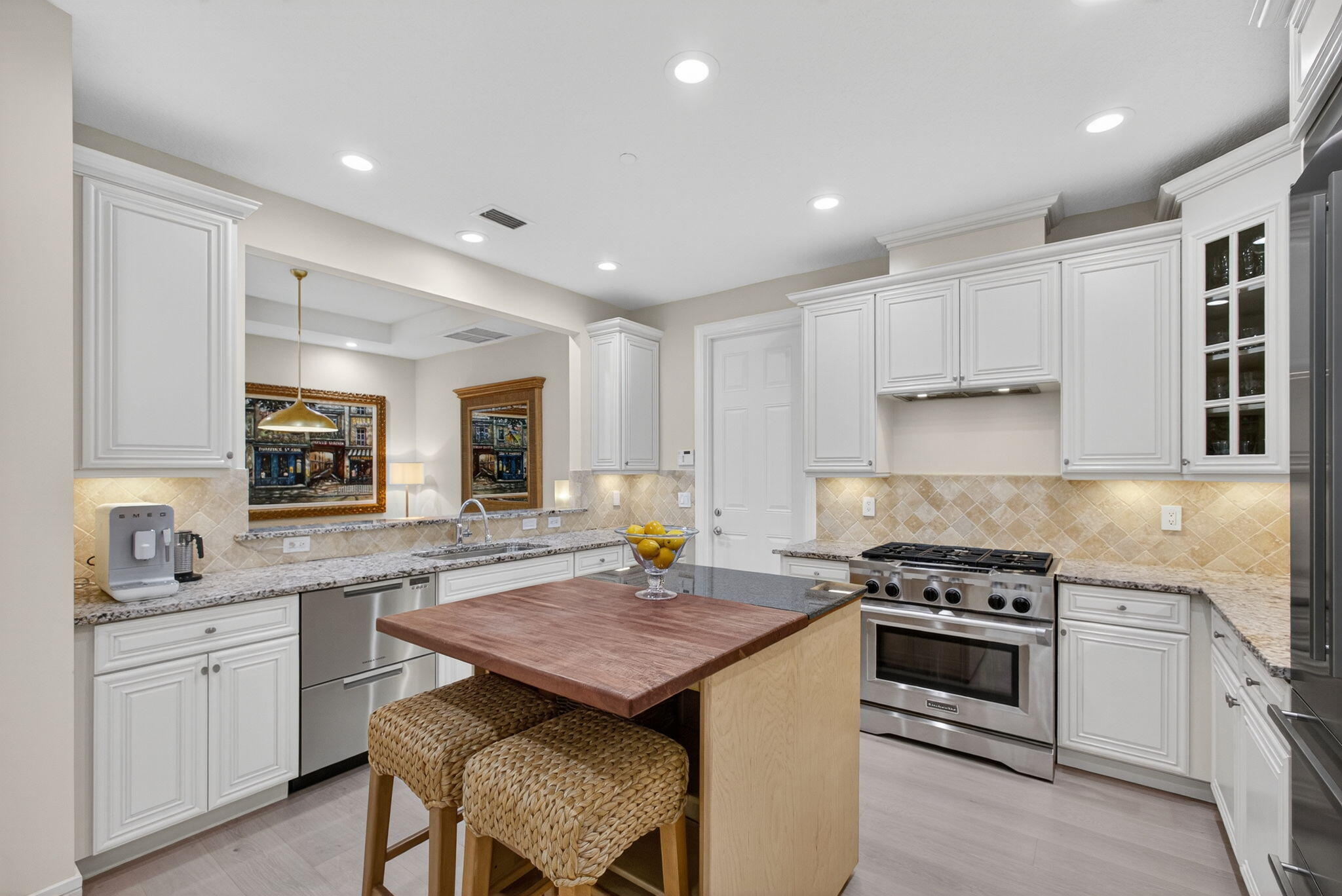 CARRIAGE HOMES AT FRENCHMANS HARBOR CONDO - Residential