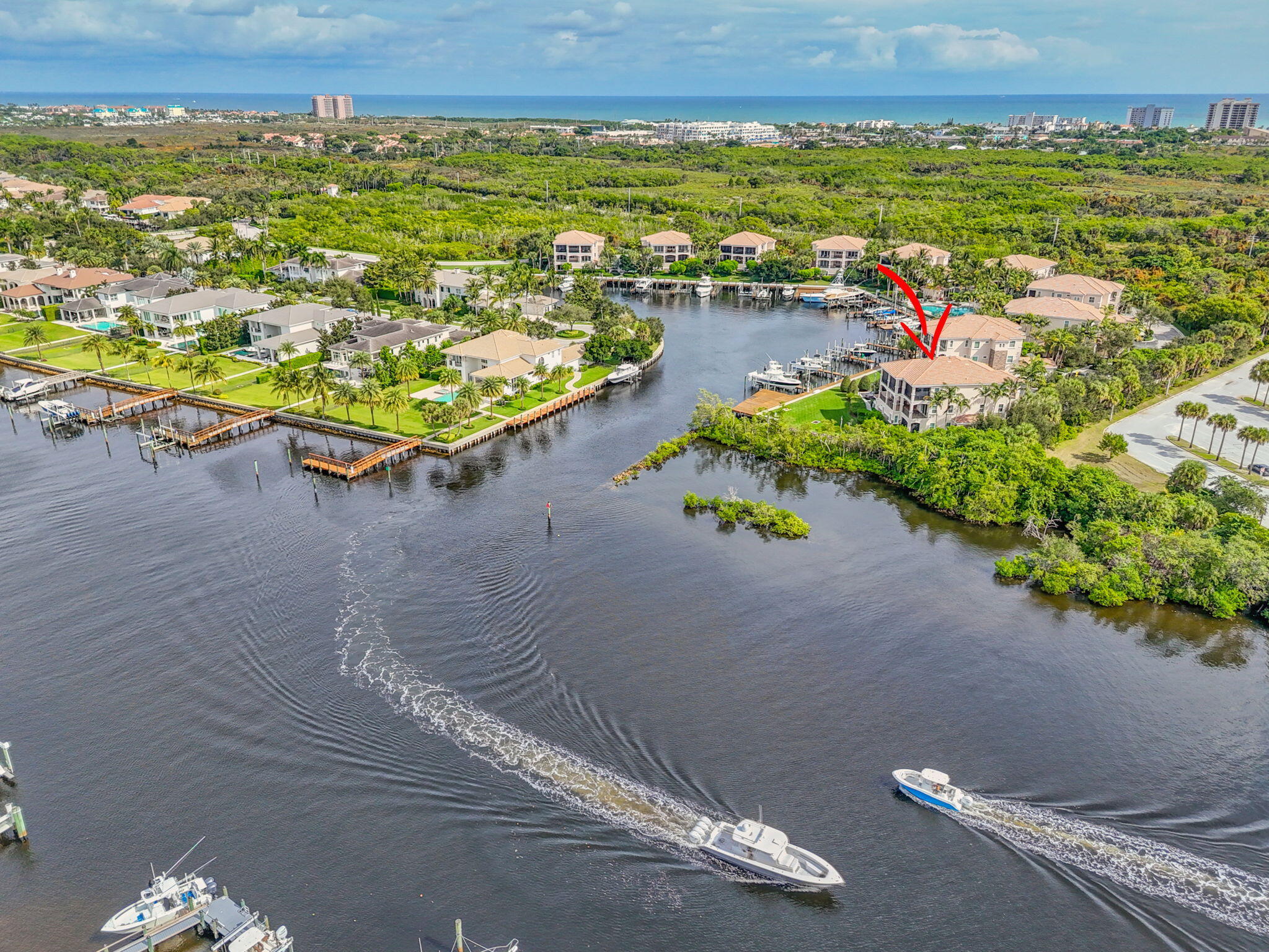 CARRIAGE HOMES AT FRENCHMANS HARBOR CONDO - Residential