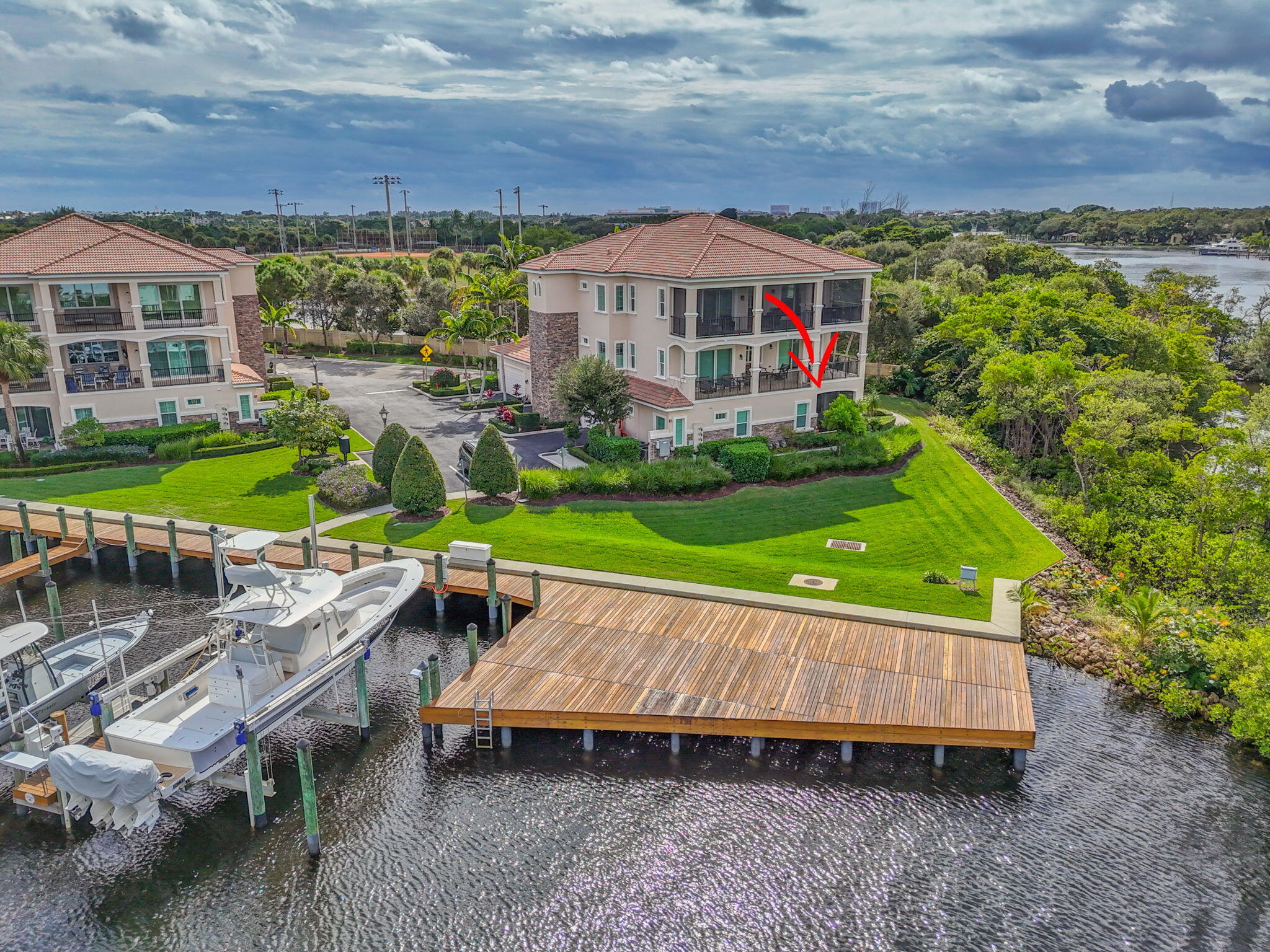 CARRIAGE HOMES AT FRENCHMANS HARBOR CONDO - Residential