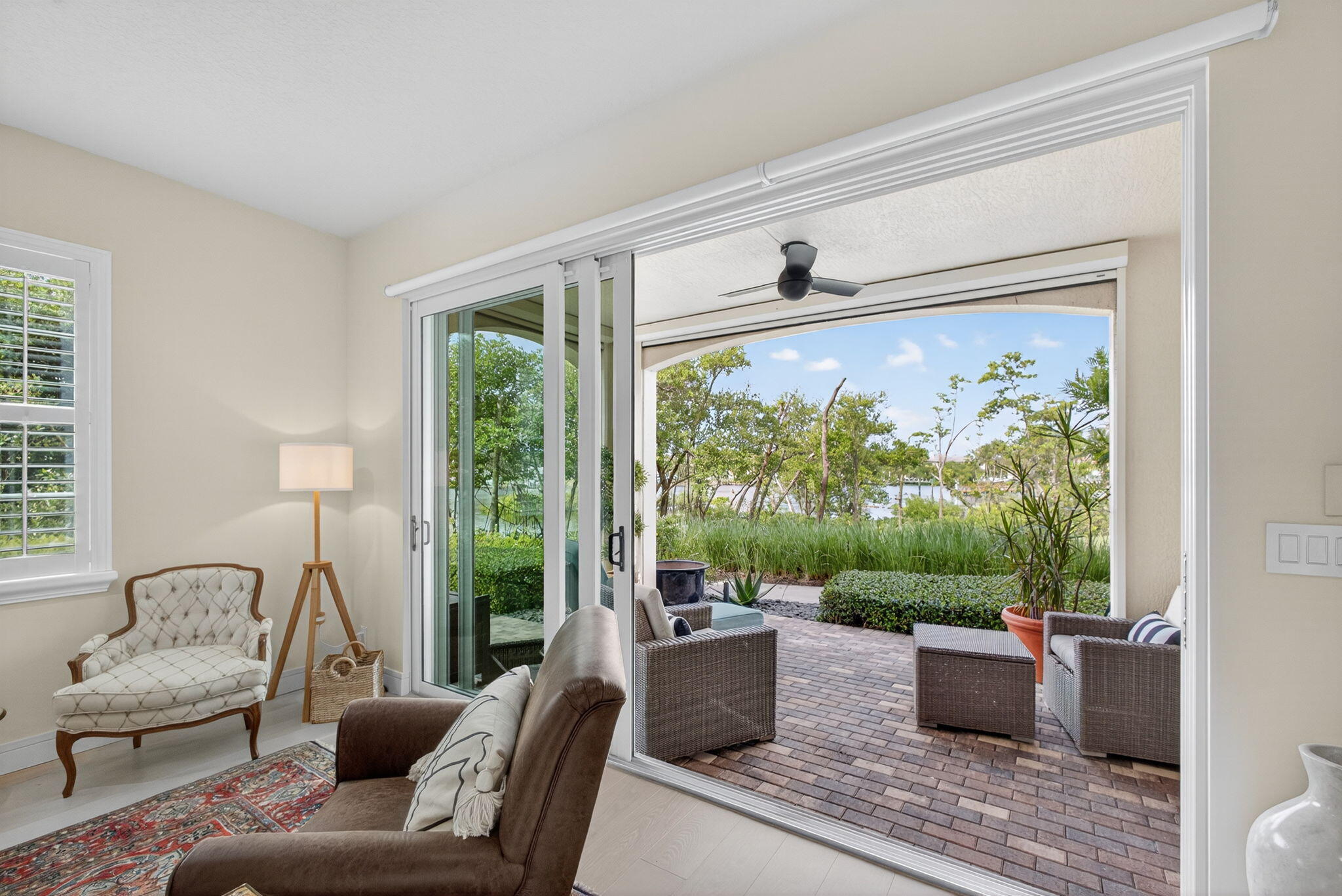 CARRIAGE HOMES AT FRENCHMANS HARBOR CONDO - Residential