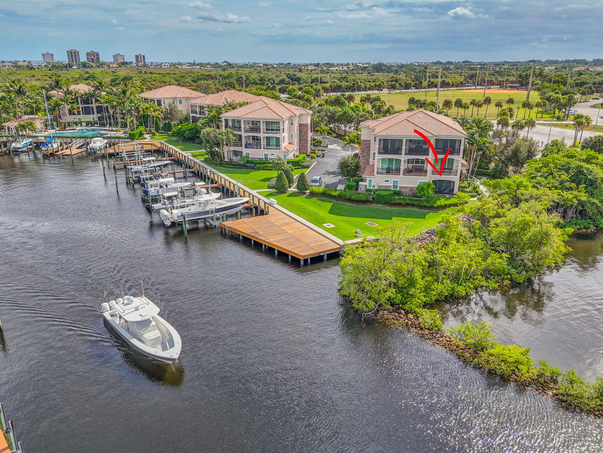 CARRIAGE HOMES AT FRENCHMANS HARBOR CONDO - Residential