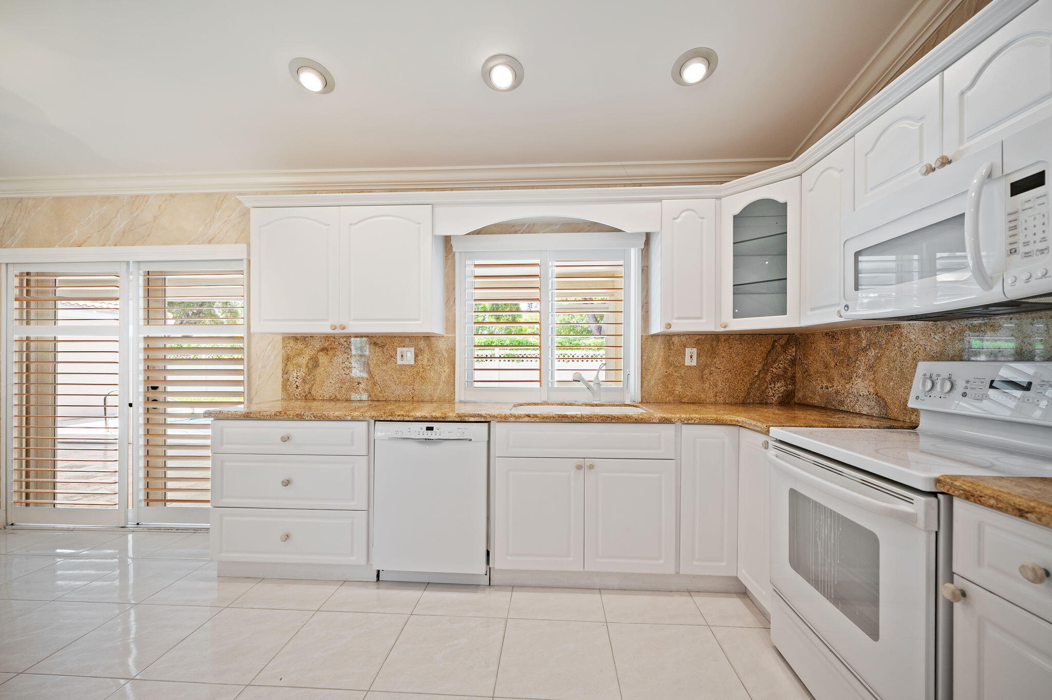 CYPRESS GLEN - Residential