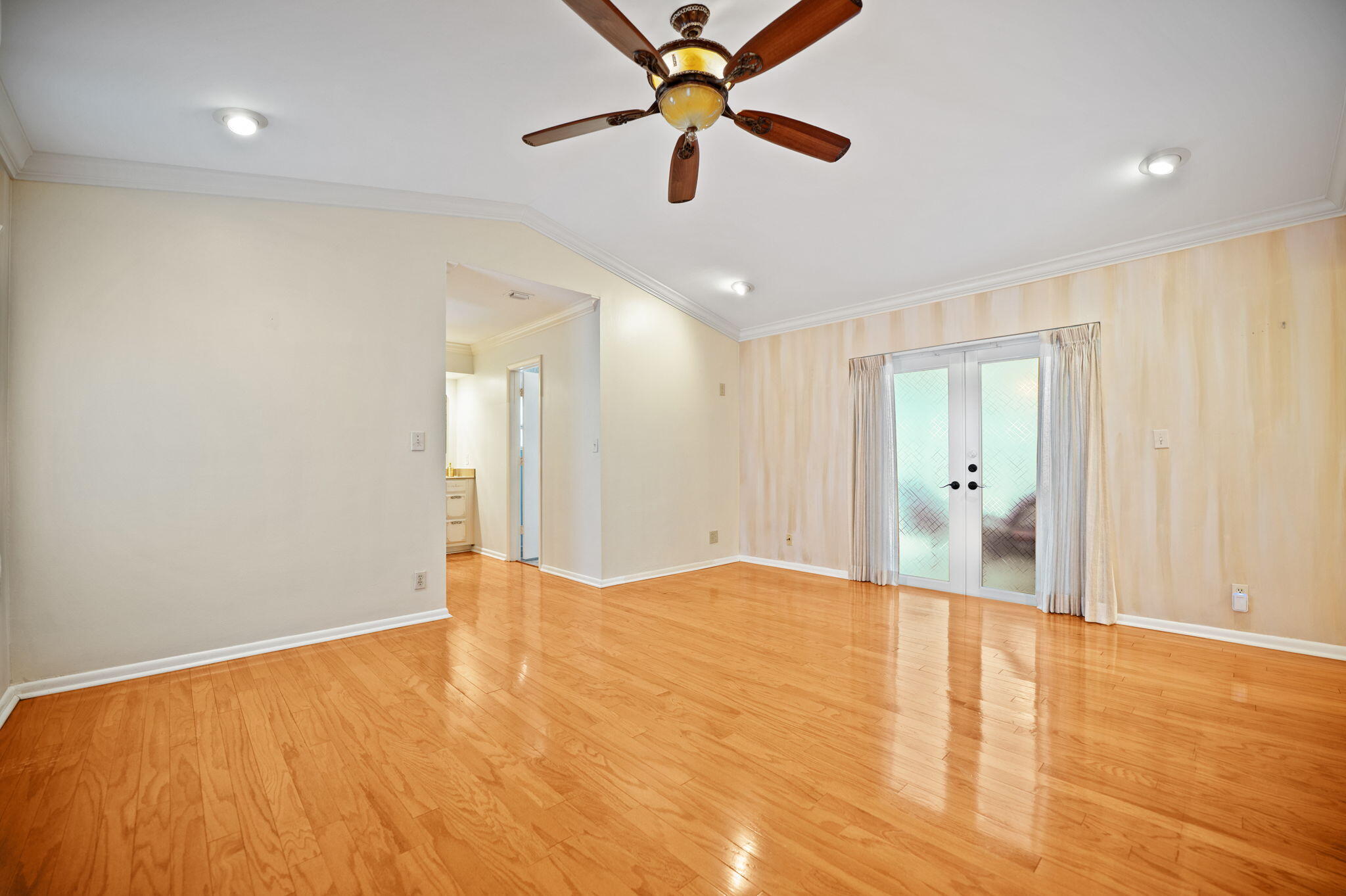 CYPRESS GLEN - Residential