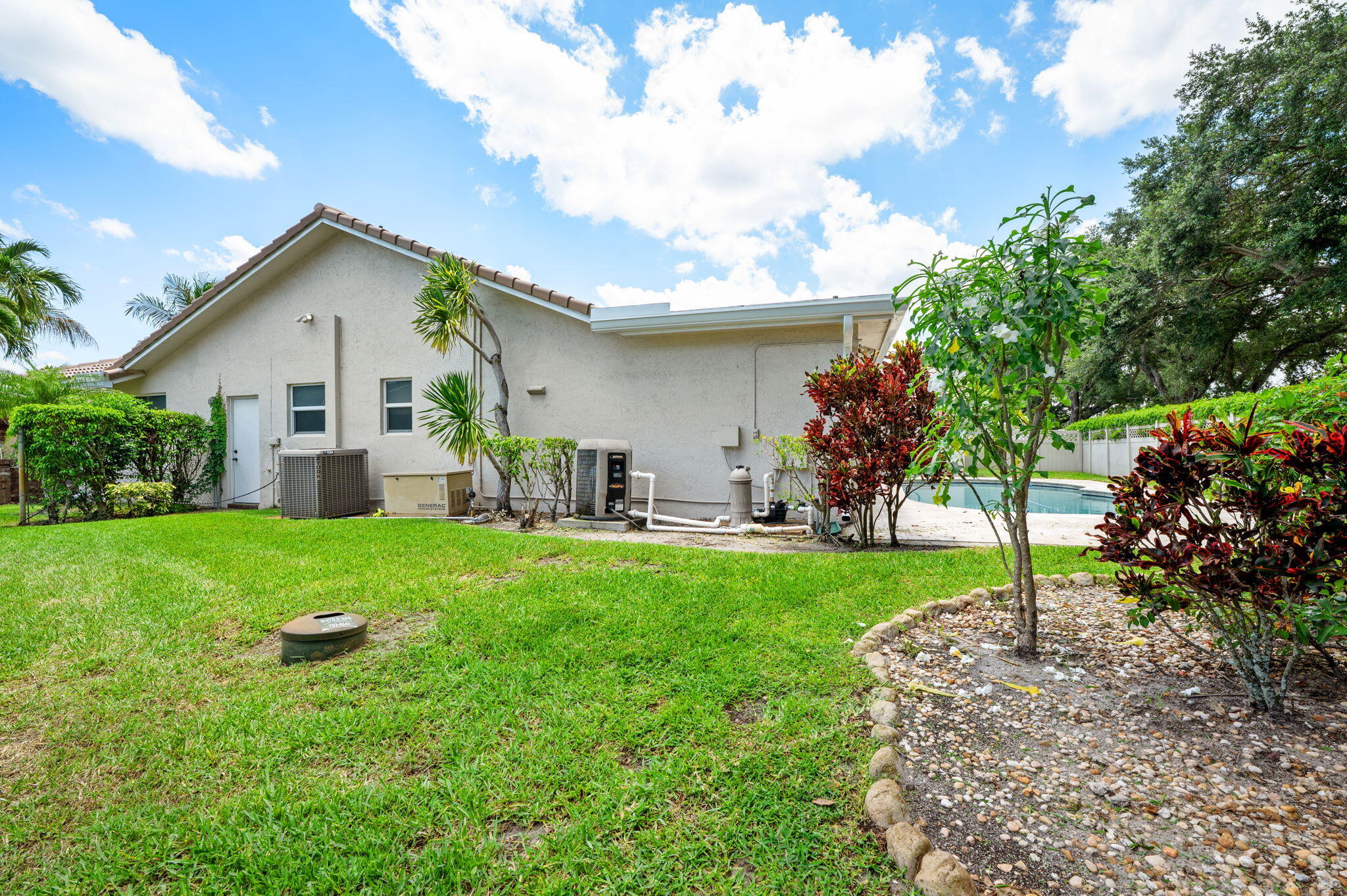 CYPRESS GLEN - Residential