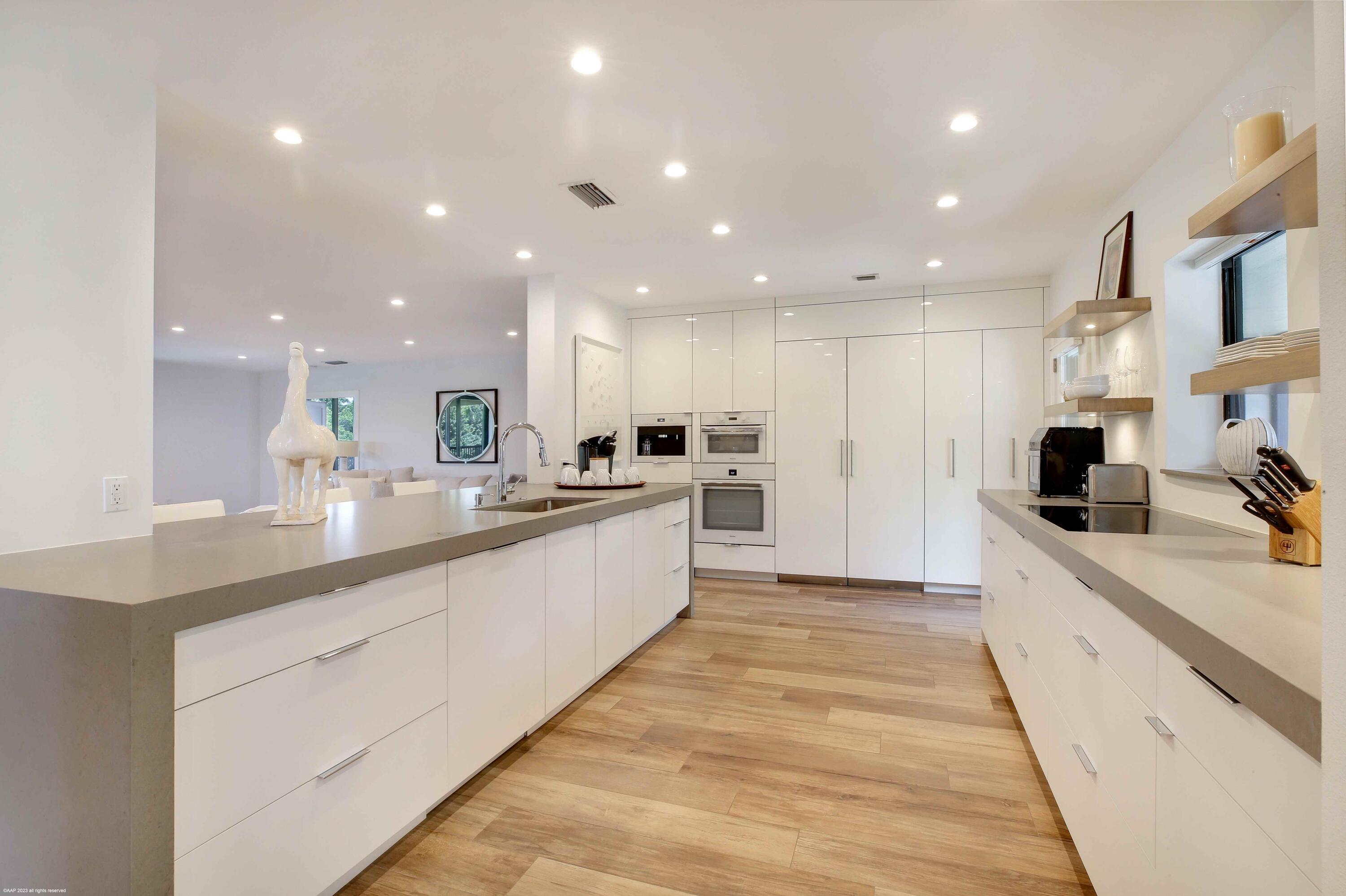 POLO ISLAND CONDO - Residential Lease