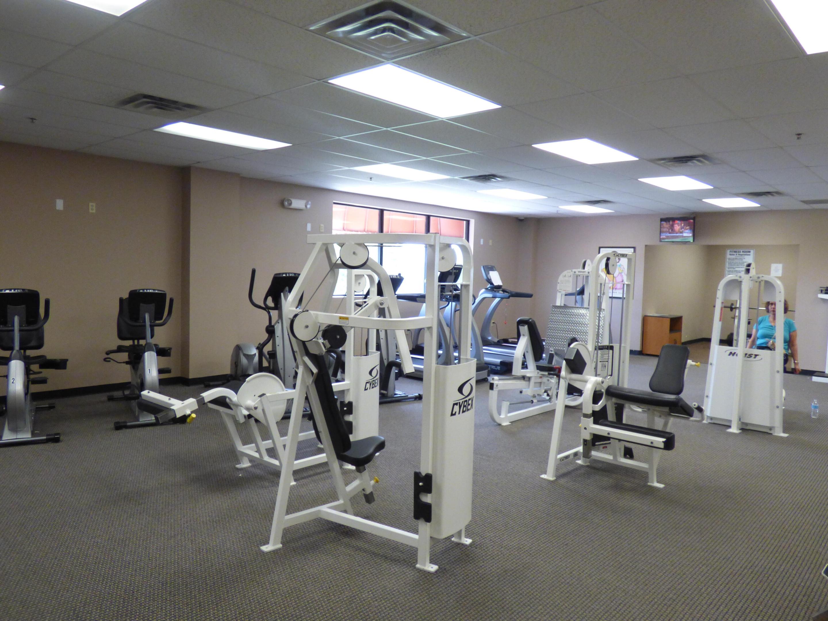 HOLLYBROOK GOLF - Residential