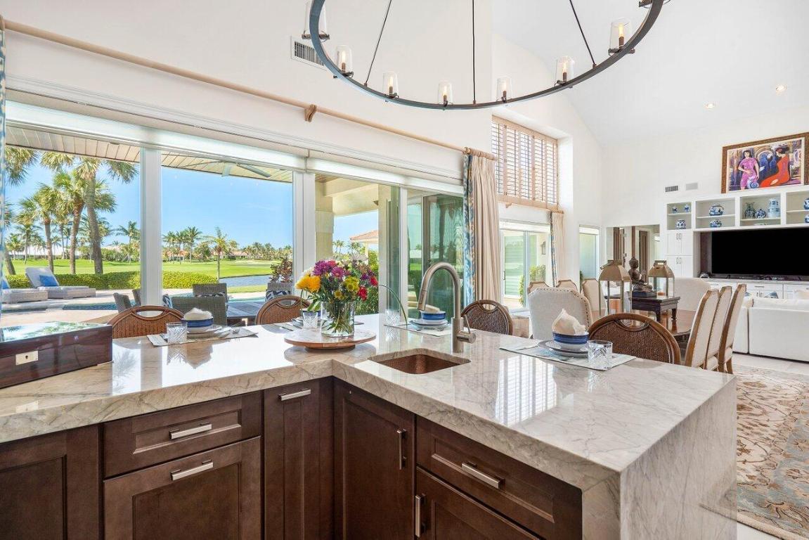 SAILFISH POINT - Residential