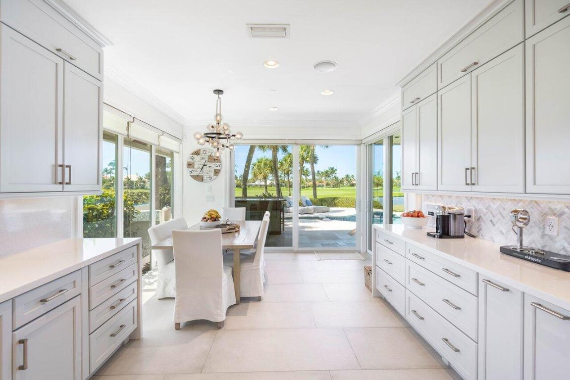 SAILFISH POINT - Residential