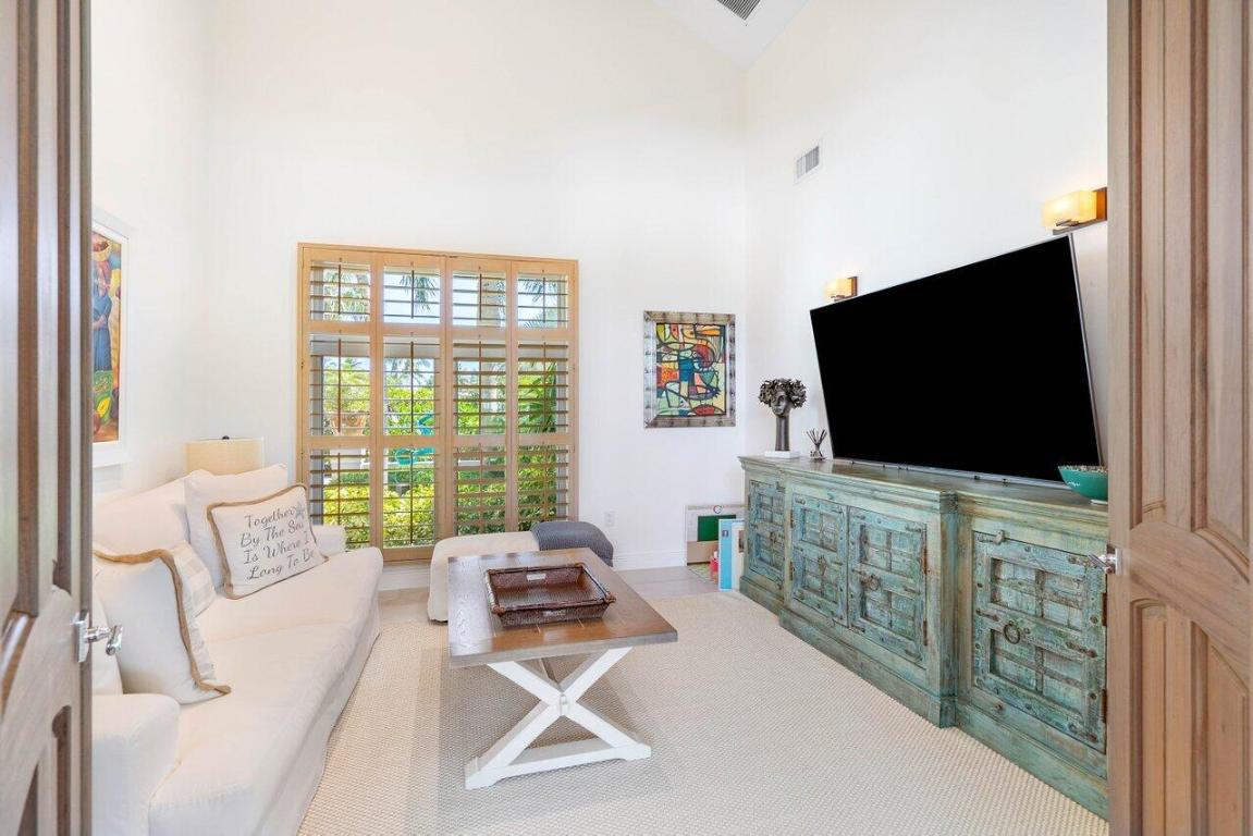 SAILFISH POINT - Residential