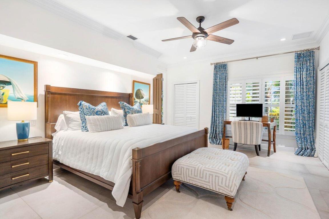 SAILFISH POINT - Residential