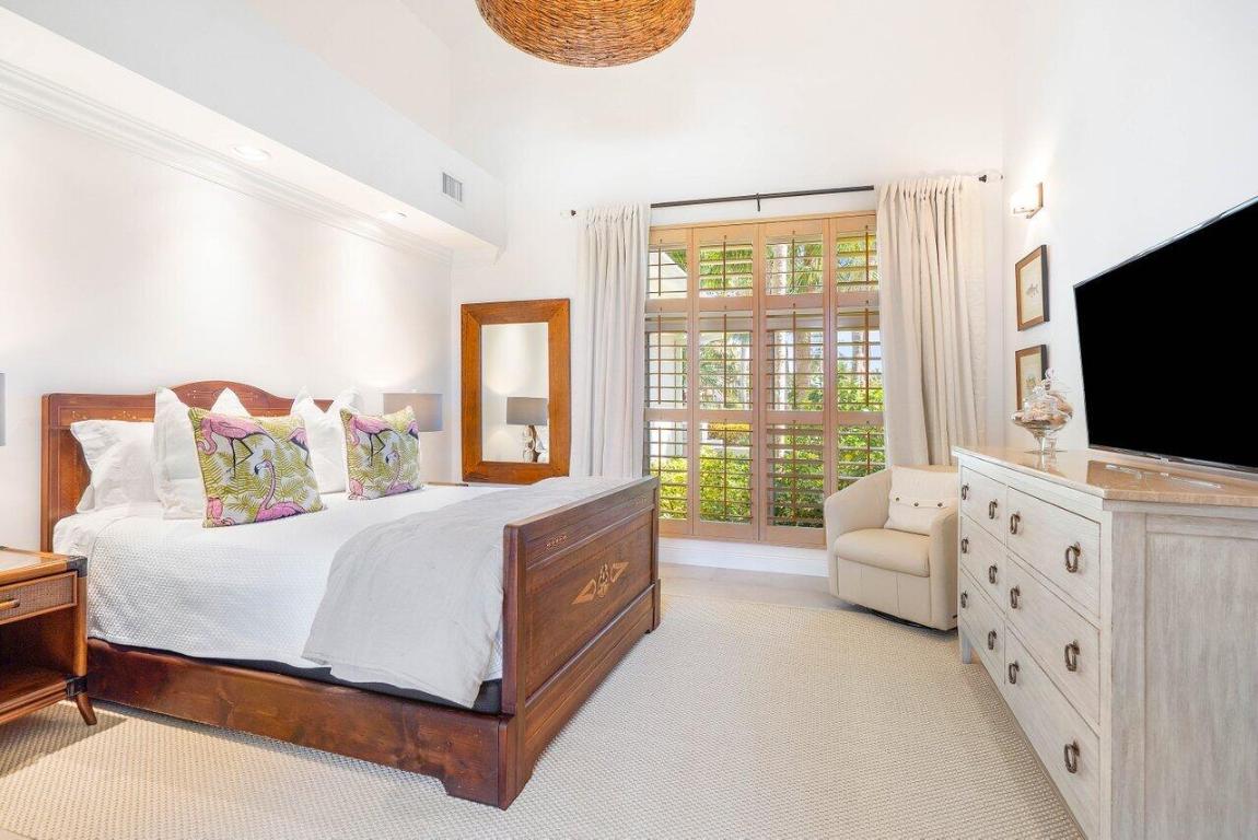 SAILFISH POINT - Residential
