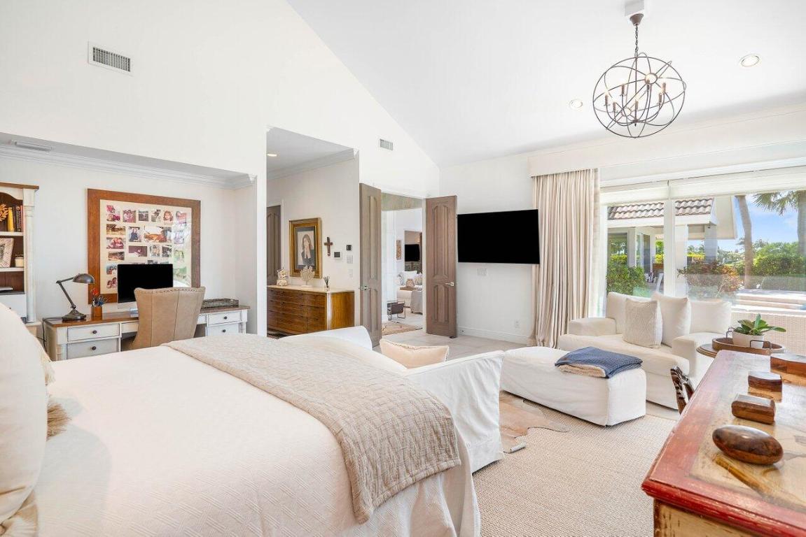 SAILFISH POINT - Residential