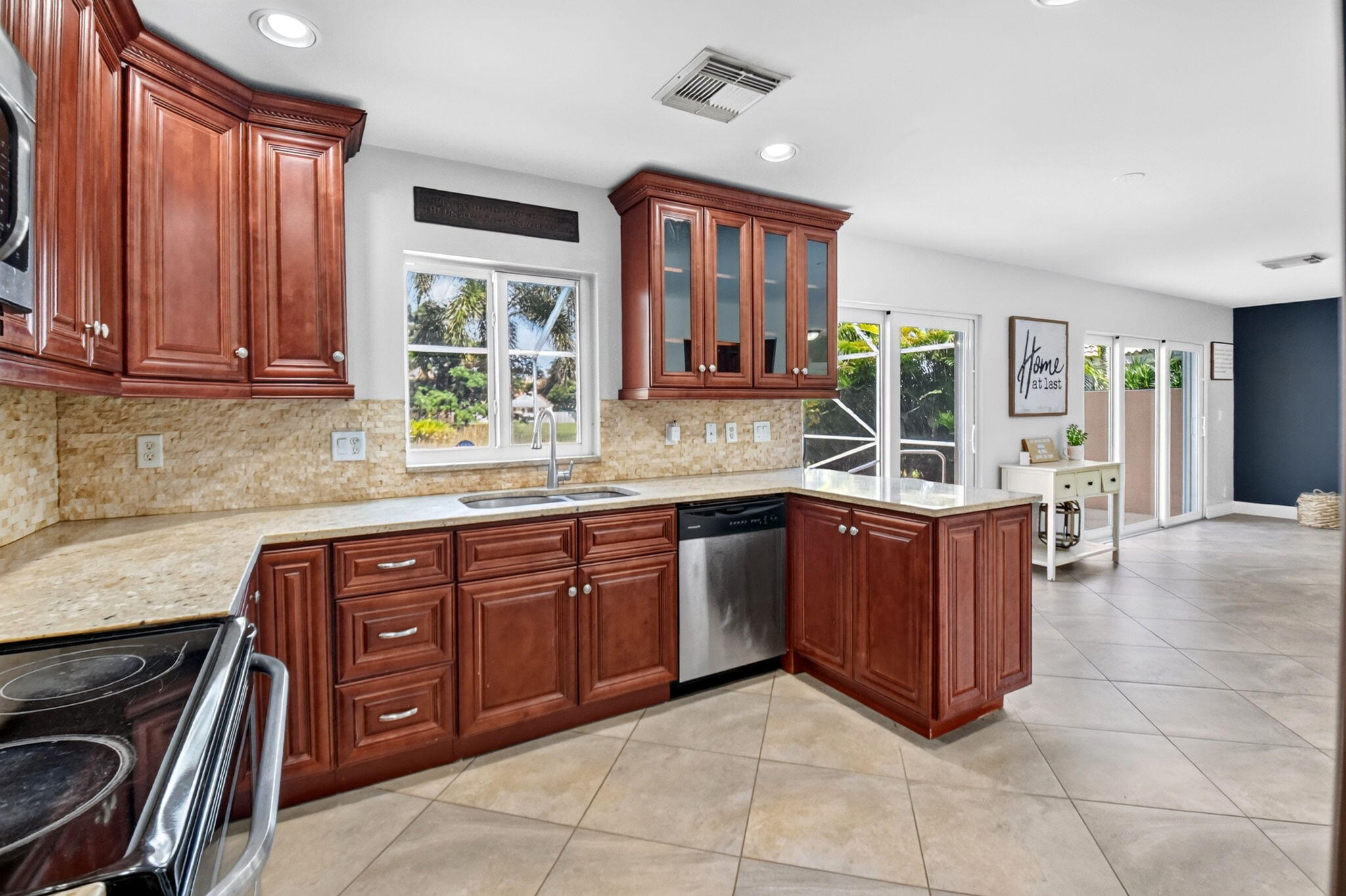 WILLOUGHBY FARMS - Residential
