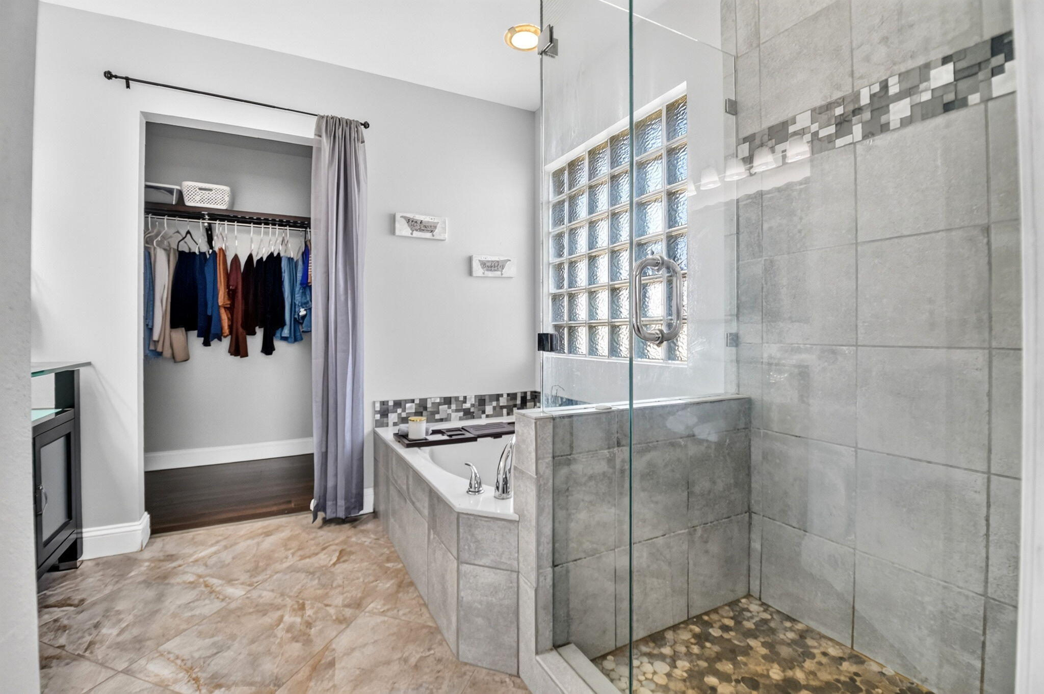 WILLOUGHBY FARMS - Residential