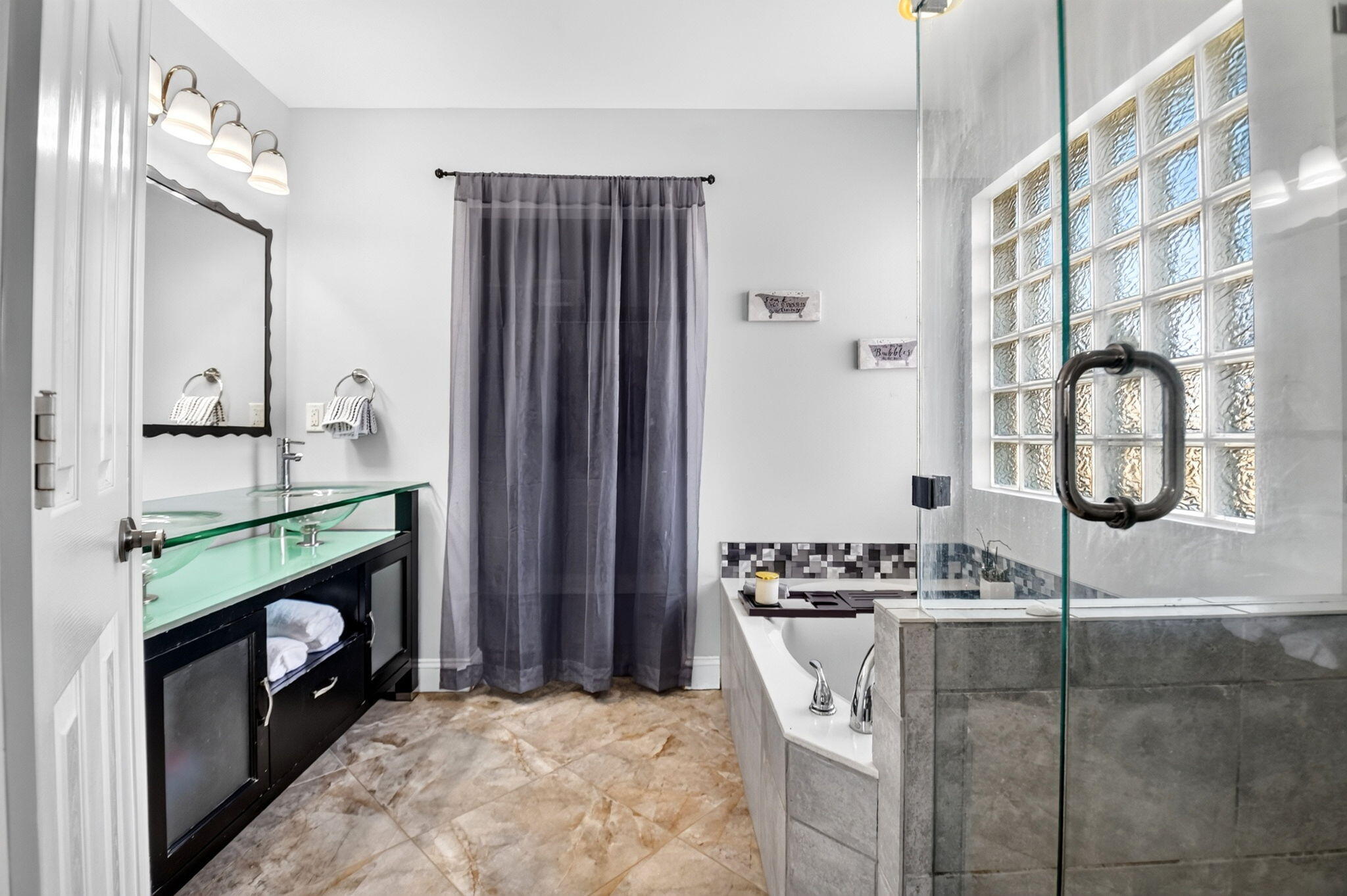 WILLOUGHBY FARMS - Residential