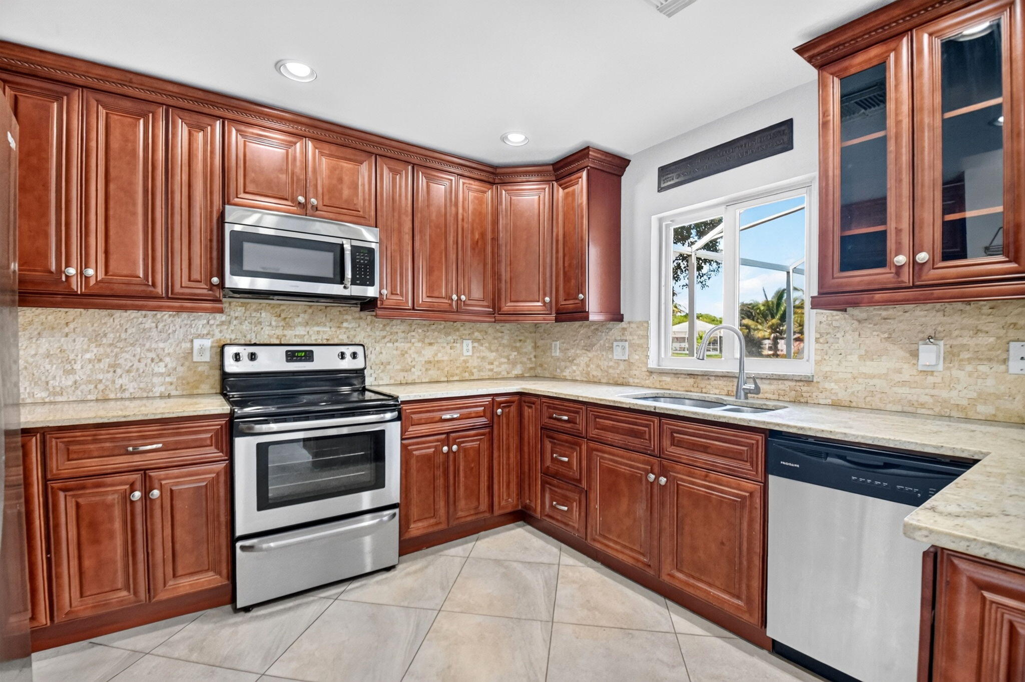 WILLOUGHBY FARMS - Residential