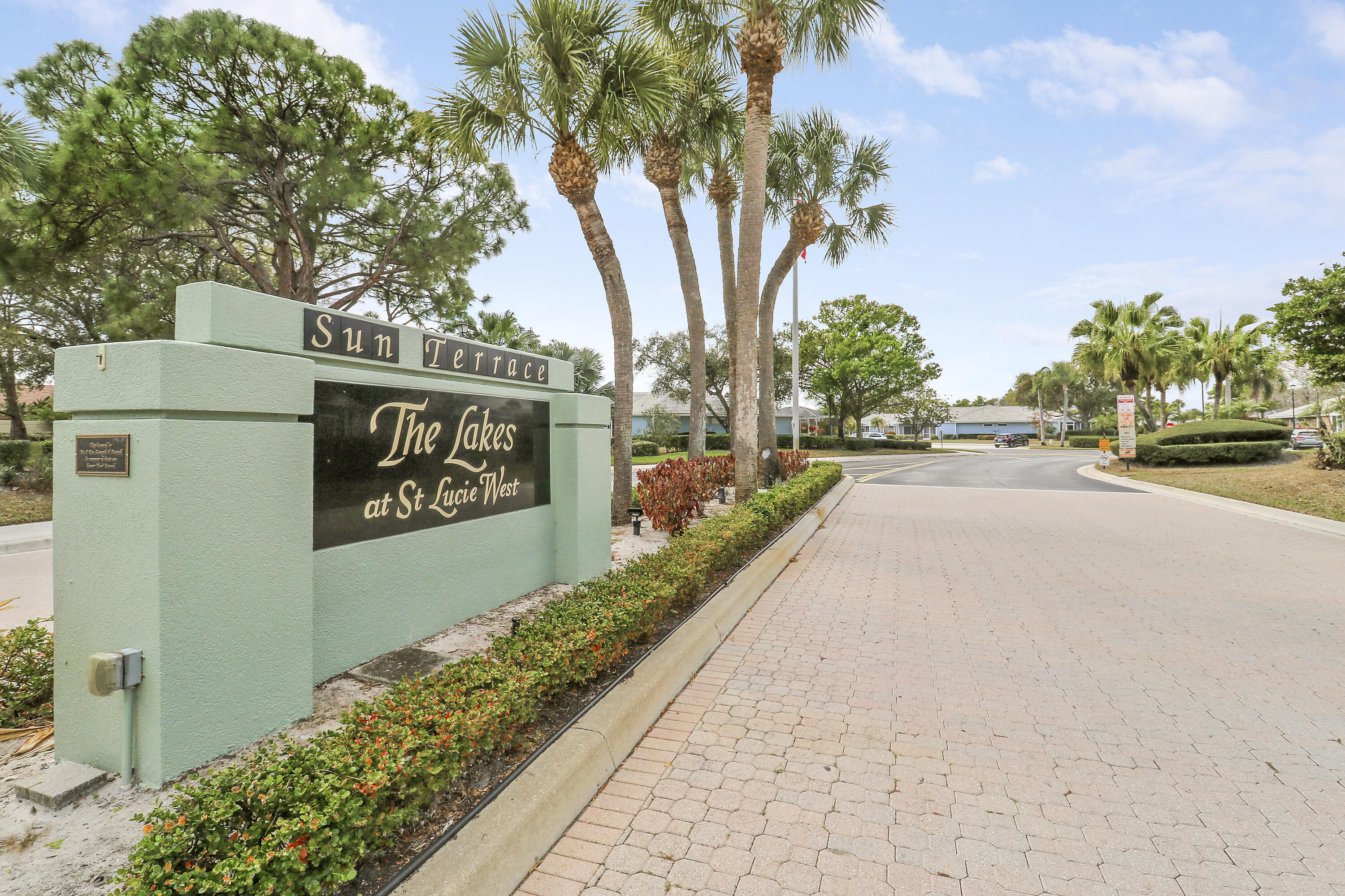 THE LAKES AT ST LUCIE WEST - Residential