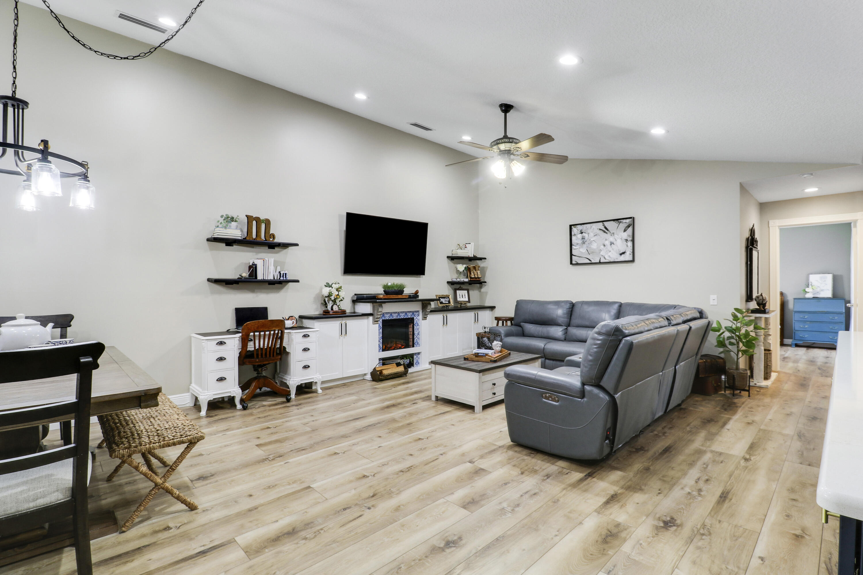 THE LAKES AT ST LUCIE WEST - Residential