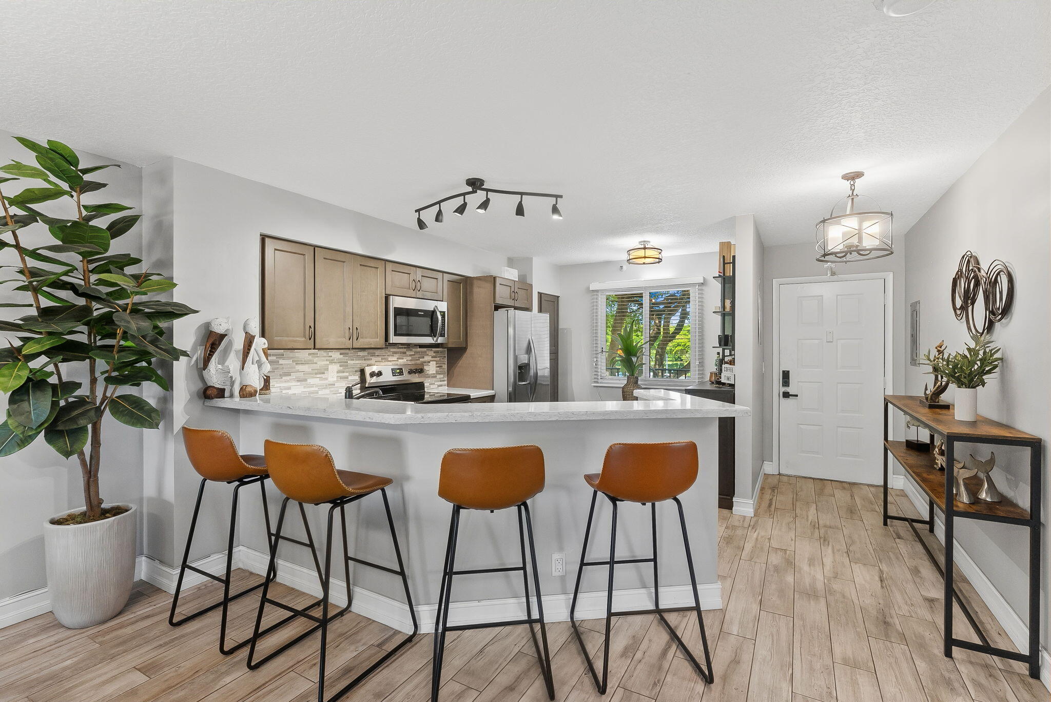CYPRESS BEND CONDOMINIUM VI - Residential