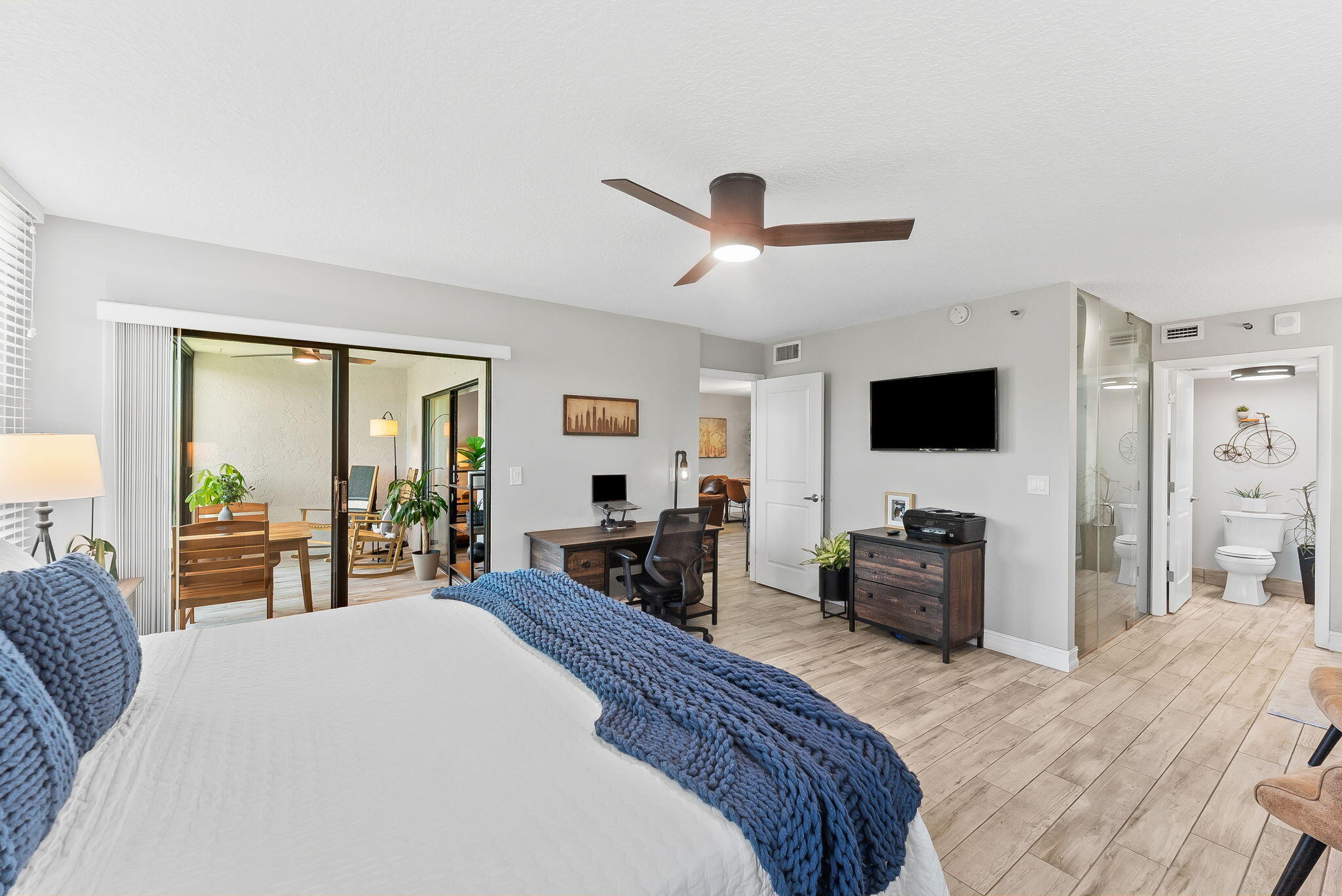 CYPRESS BEND CONDOMINIUM VI - Residential