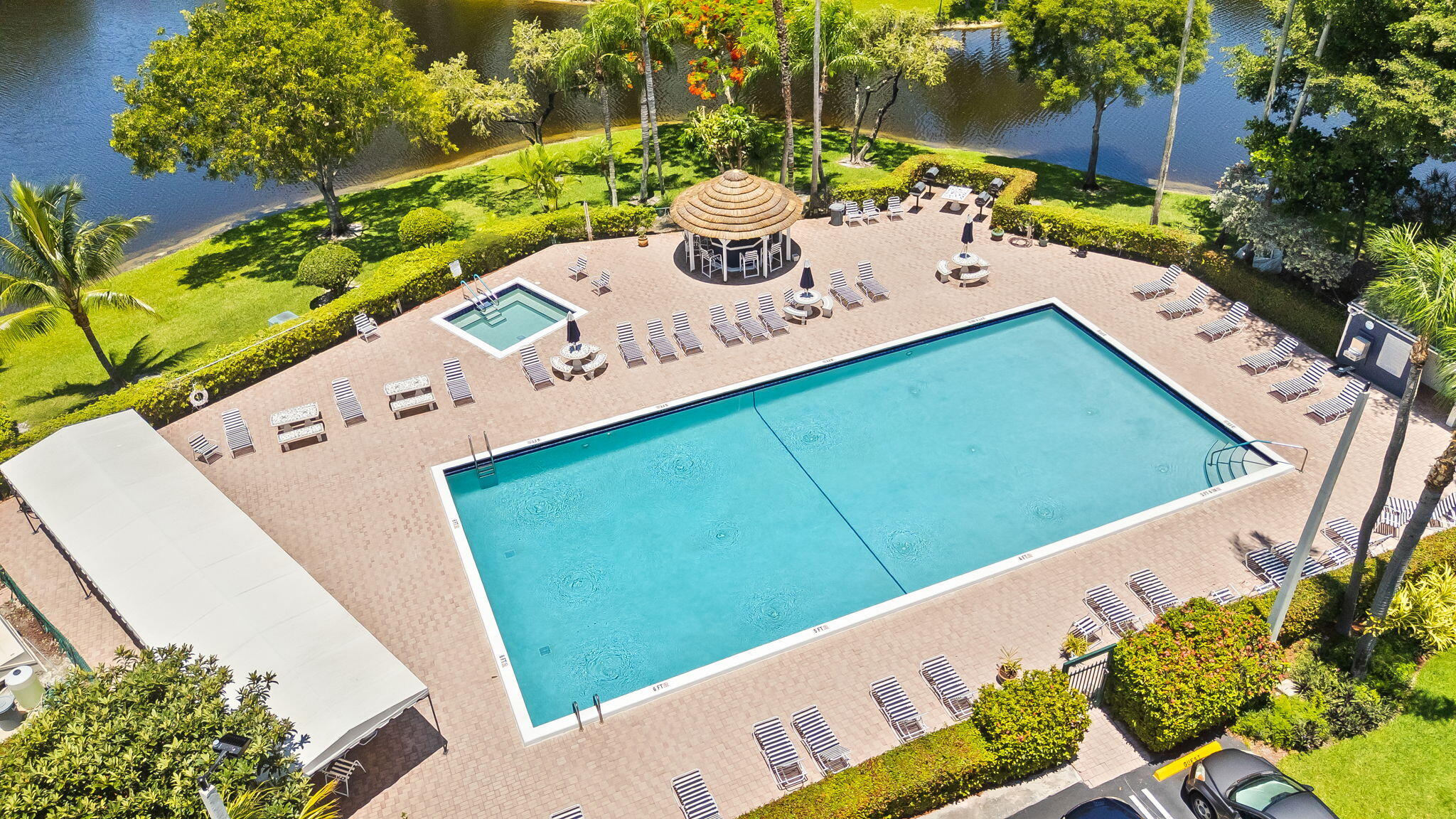 CYPRESS BEND CONDOMINIUM VI - Residential